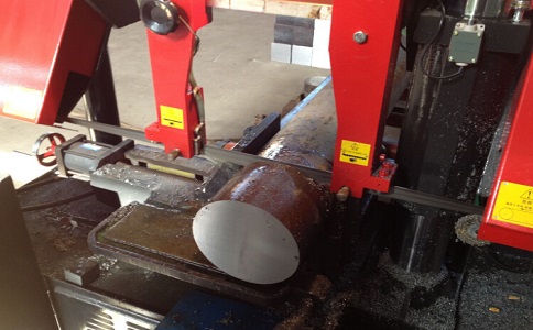 桃源卧式带锯床加工时出现明显振荡如何排查？