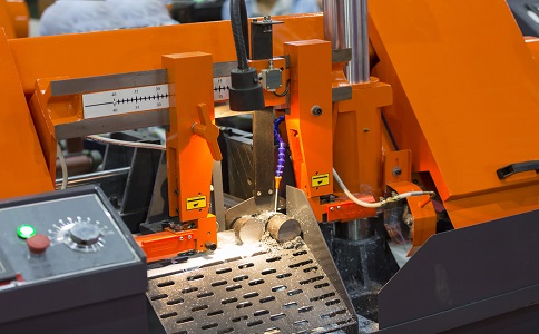 桃源龙门带锯床具备哪些优点？